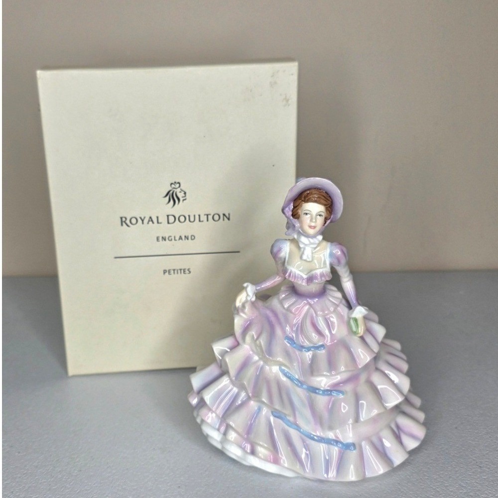 Royal Doulton Figurine Pretty Ladies Hannah HN5187 Purple Ruffle Dress In Box